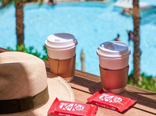Tips Traveling: Bikin Me Time Makin Manis Bareng Wafer Coklat!